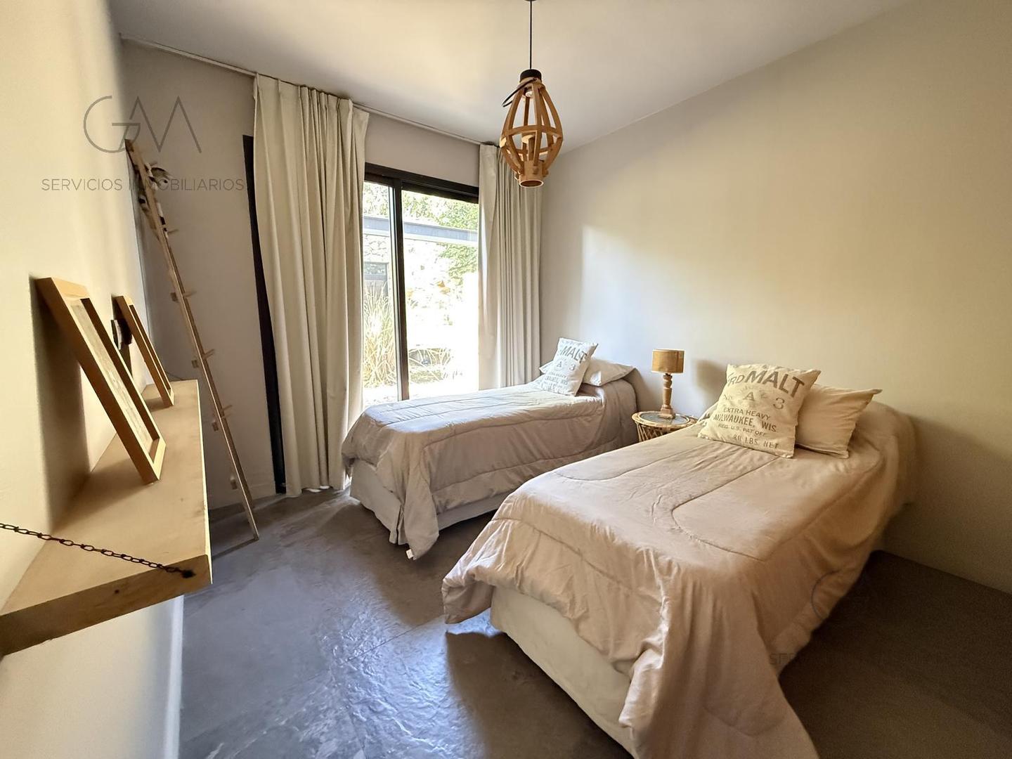 Avenida Jorge Newbery 5005, Mar Del Plata, Buenos Aires, Argentina.