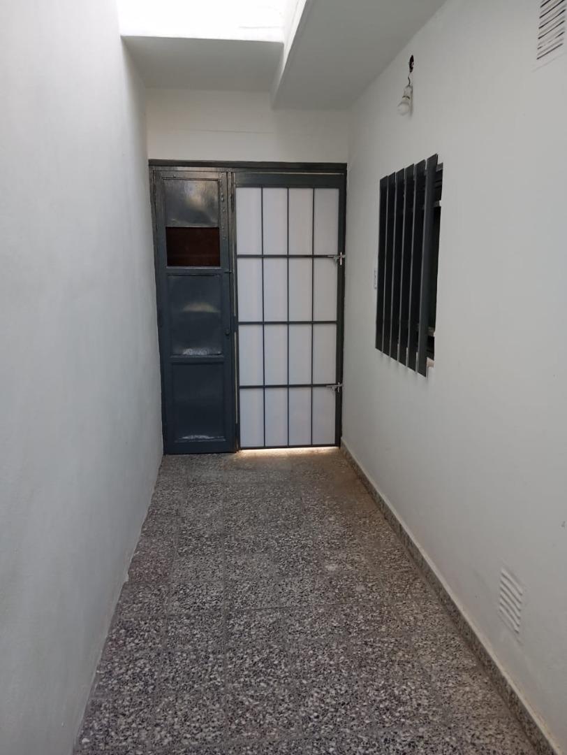 Depto Tipo Casa en Venta en Tablada, USD 90.000