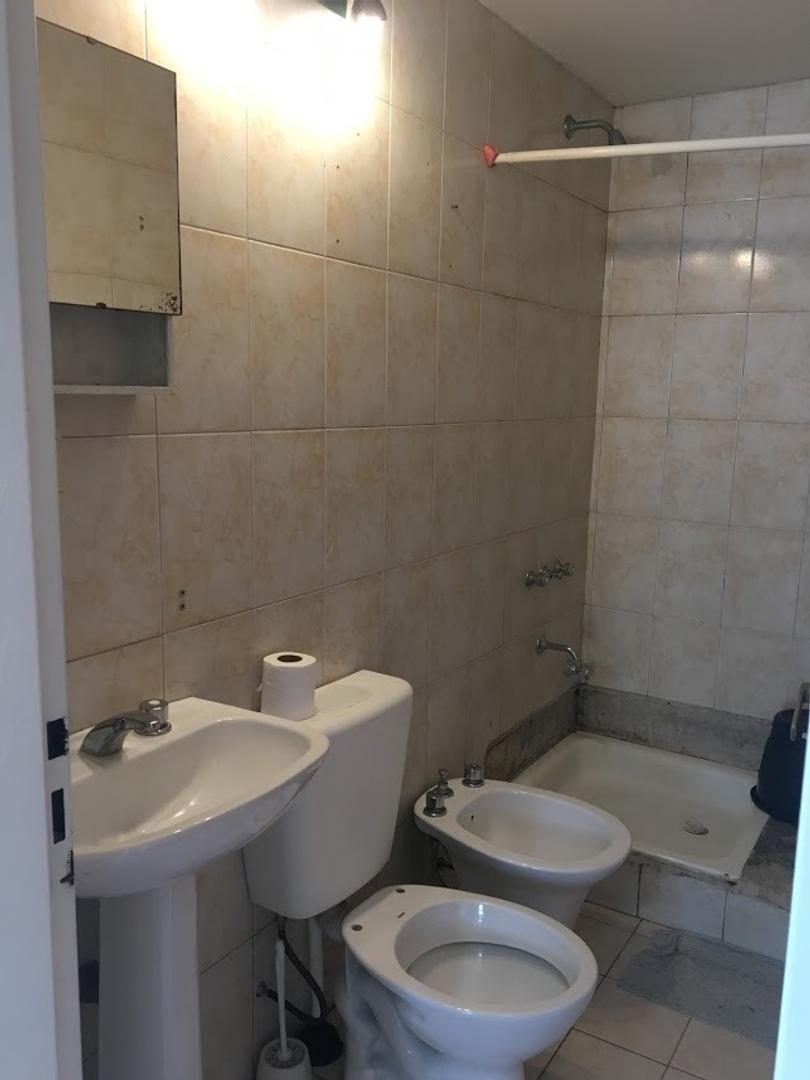 Departamento en Venta en Caseros, USD 49.500