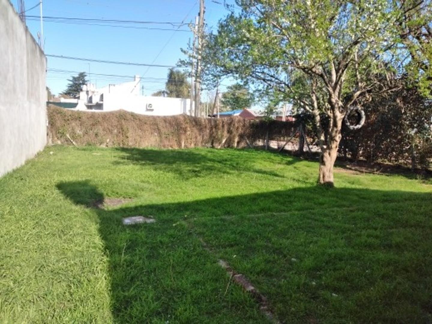 Casa 2 ambientes con 1 baño