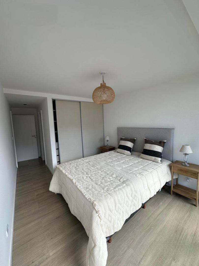 Departamento en Venta en Plaza Colon, USD 127.000