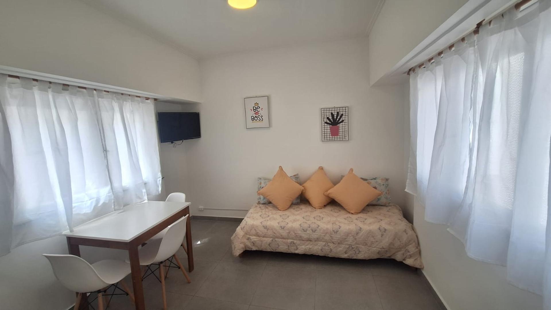 DEPARTAMENTO DE UN AMBIENTEEN PLAZA COLON