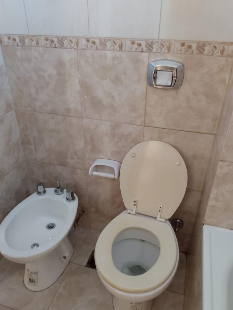 Suipacha 800, Piso 9