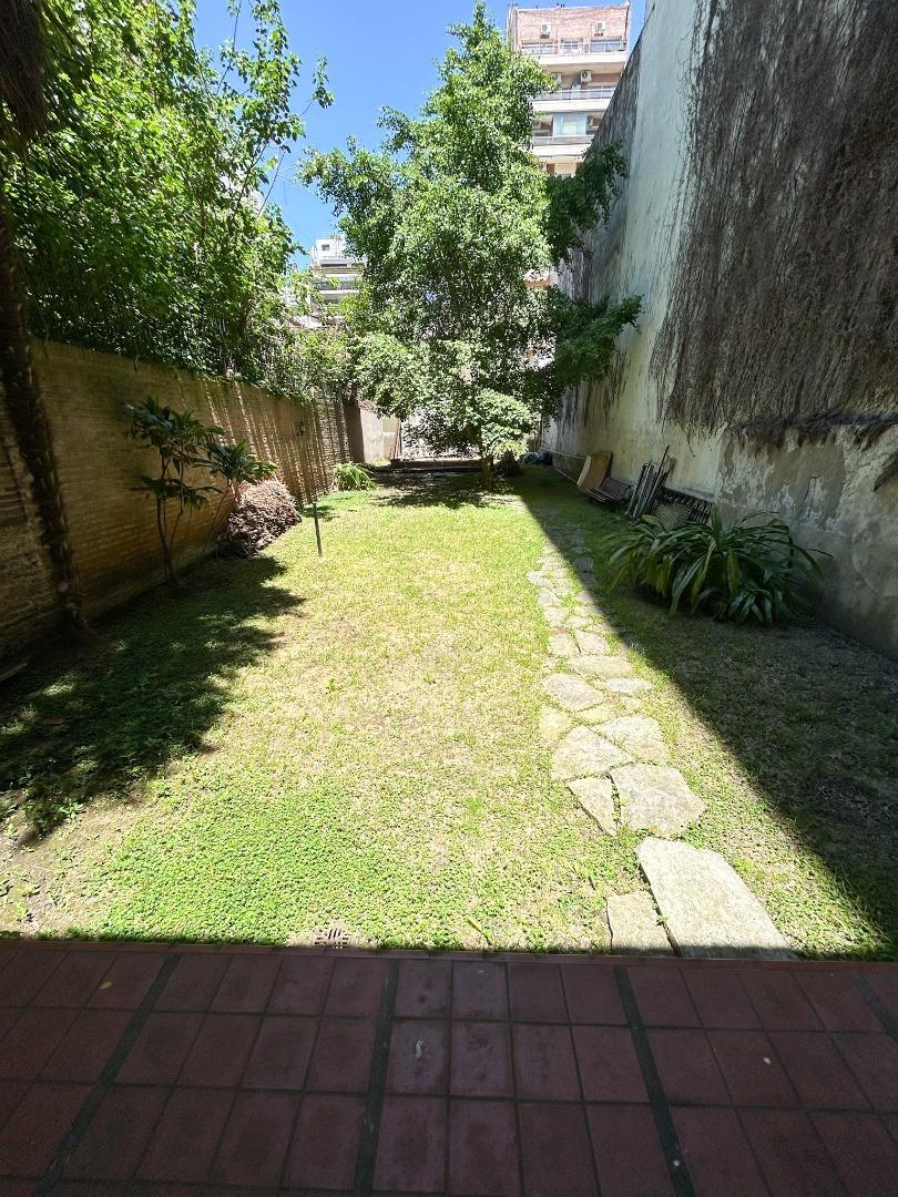 Casa 5 ambientes con 4 baños