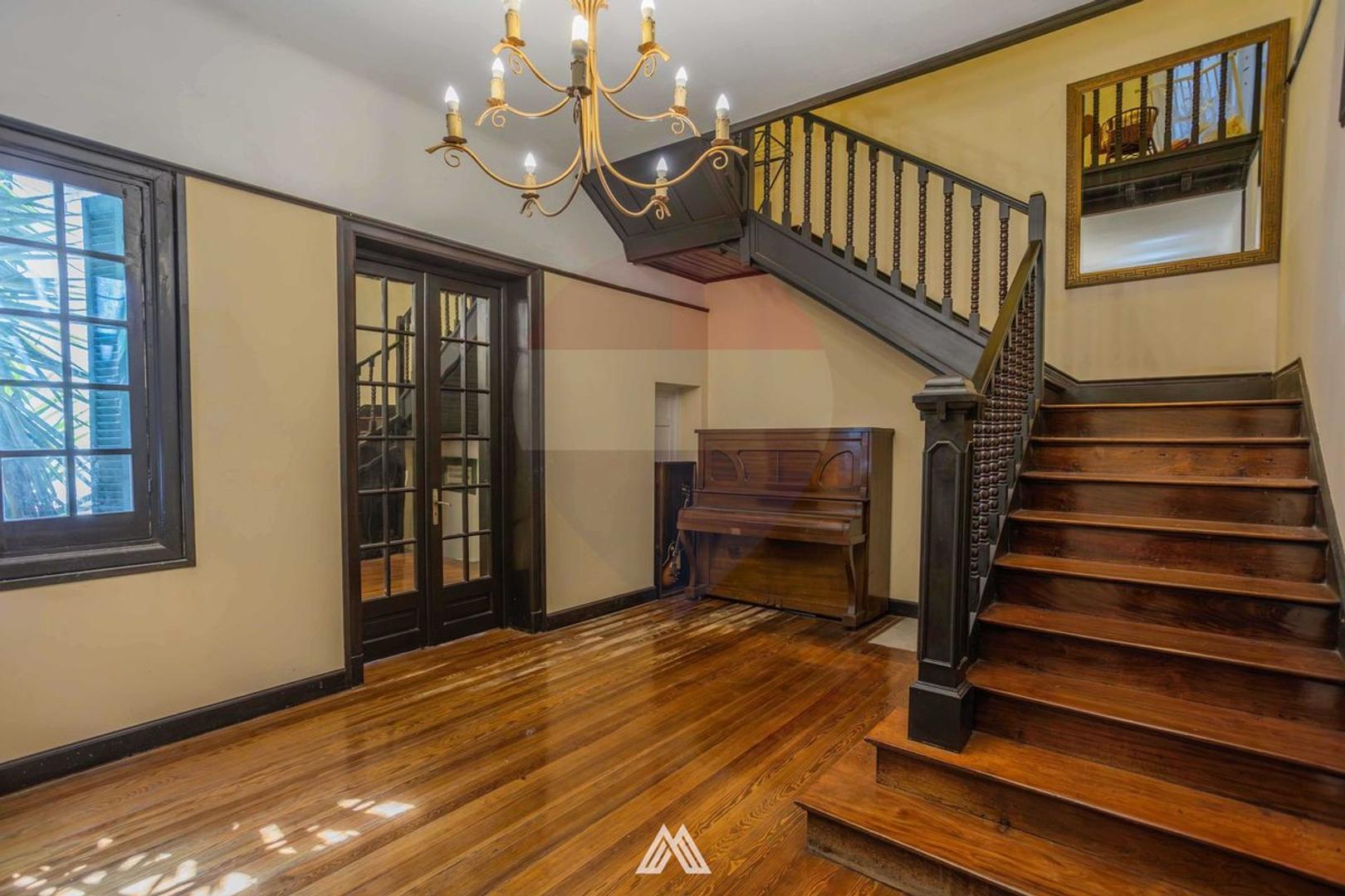 VENTA CASA DUPLEX EN POCITOS 3D+SERV PATIO 3 AUTOS