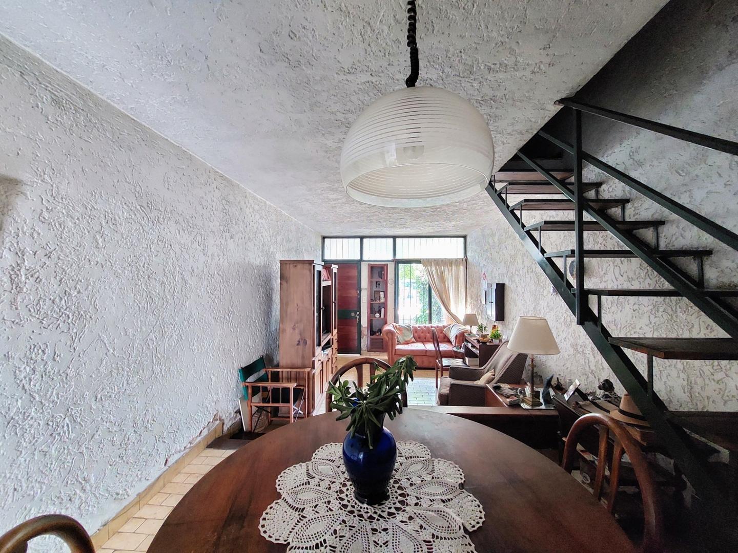 Duplex 4 ambientes en Venta en Villa Sarmiento