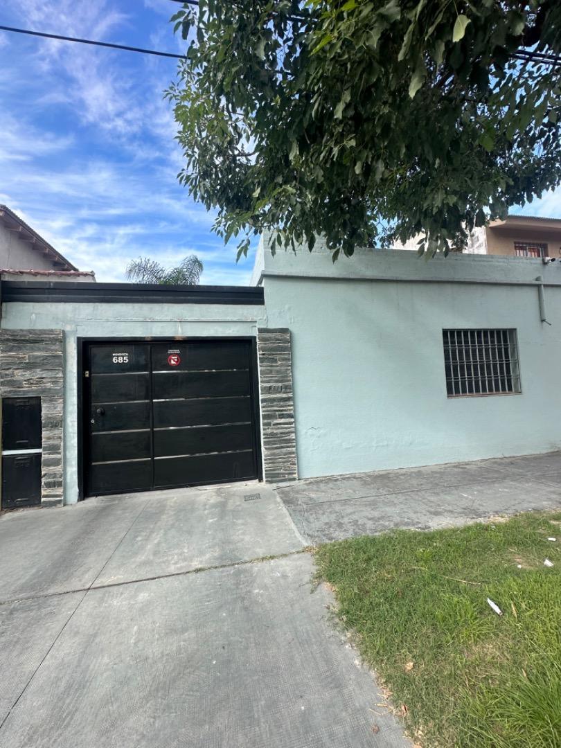 VENTA PH TIPO CASA 2 DORMITORIOS MERLO