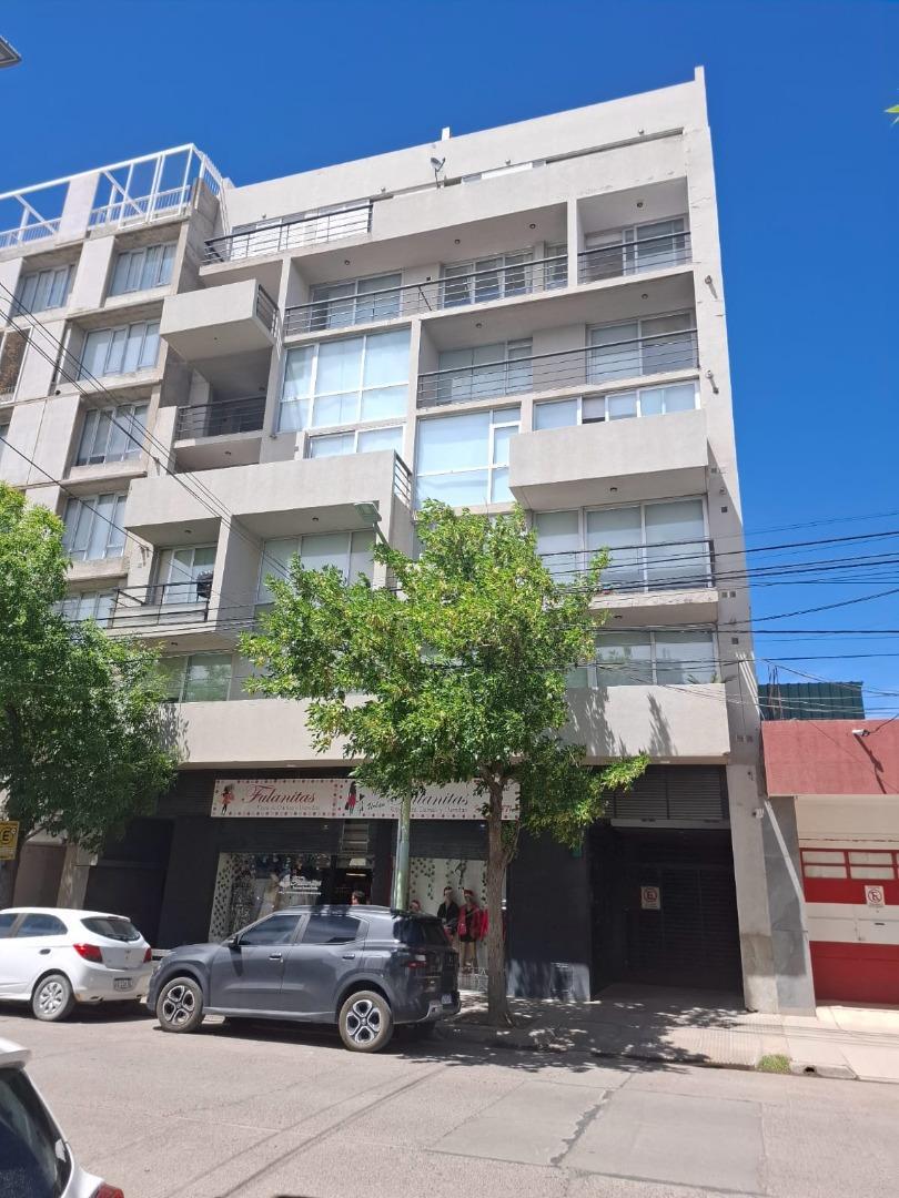 CIPOLLETTI VENDE DPTO CENTRO