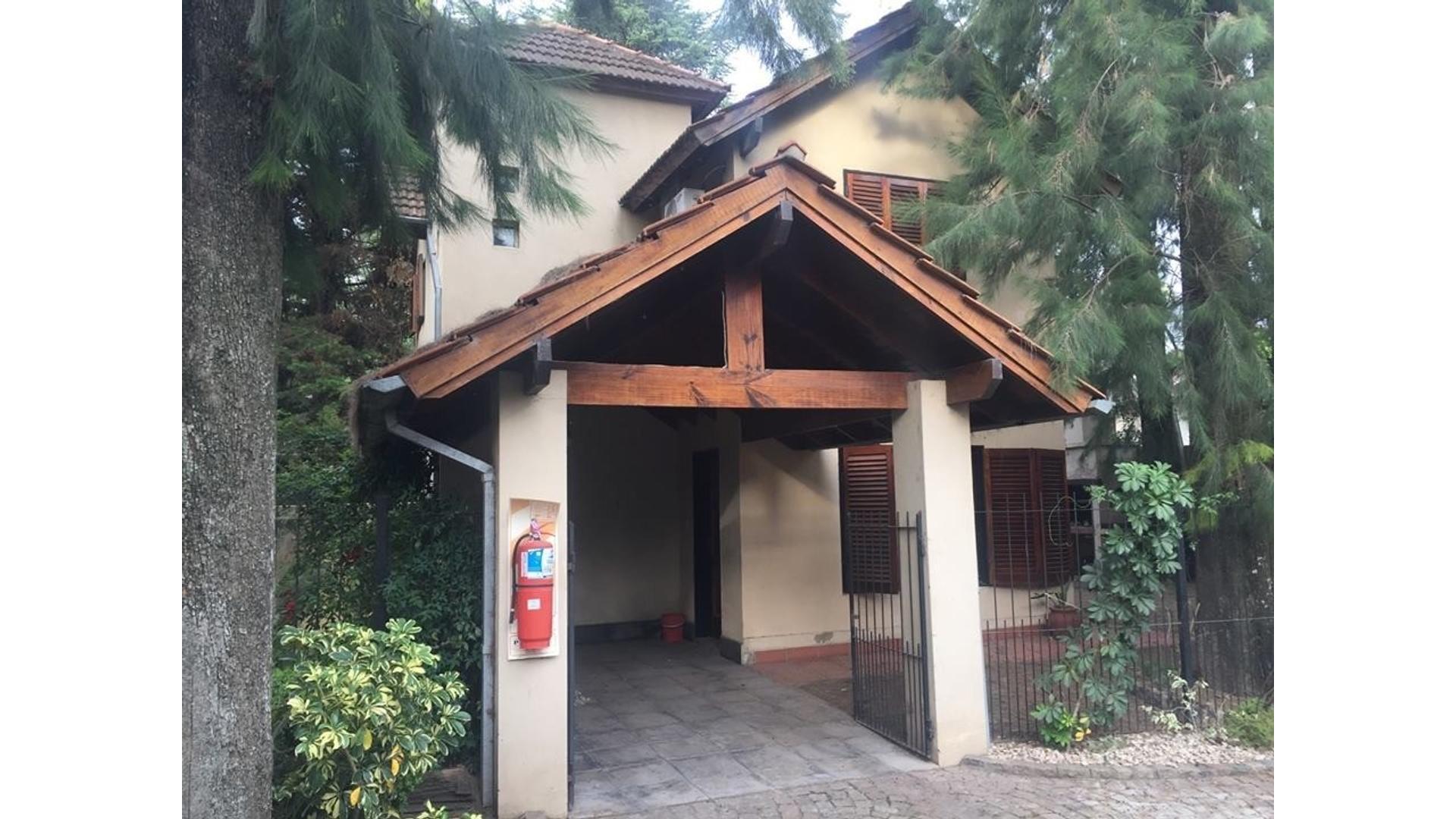 F. Esquiu 1200- S. A de Padua