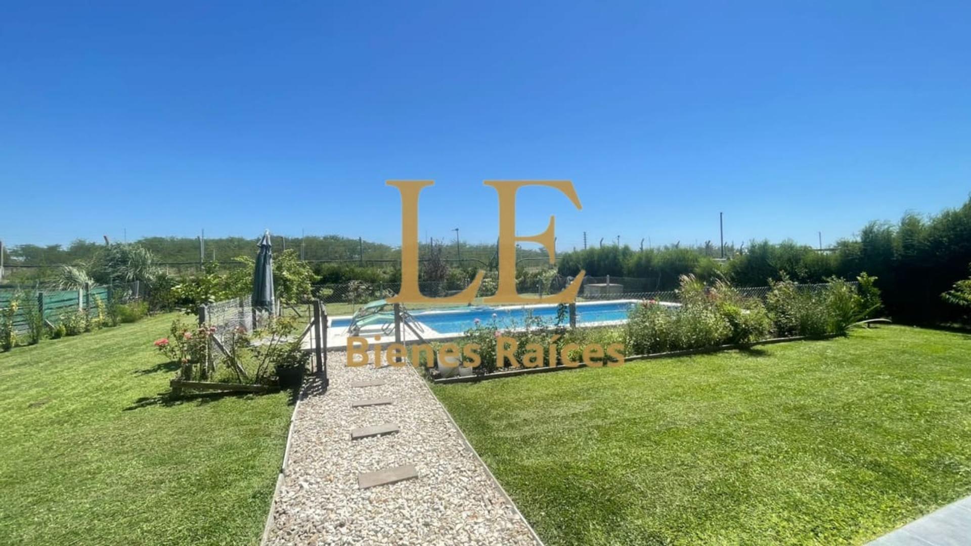 Casa 4 ambientes con 3 baños