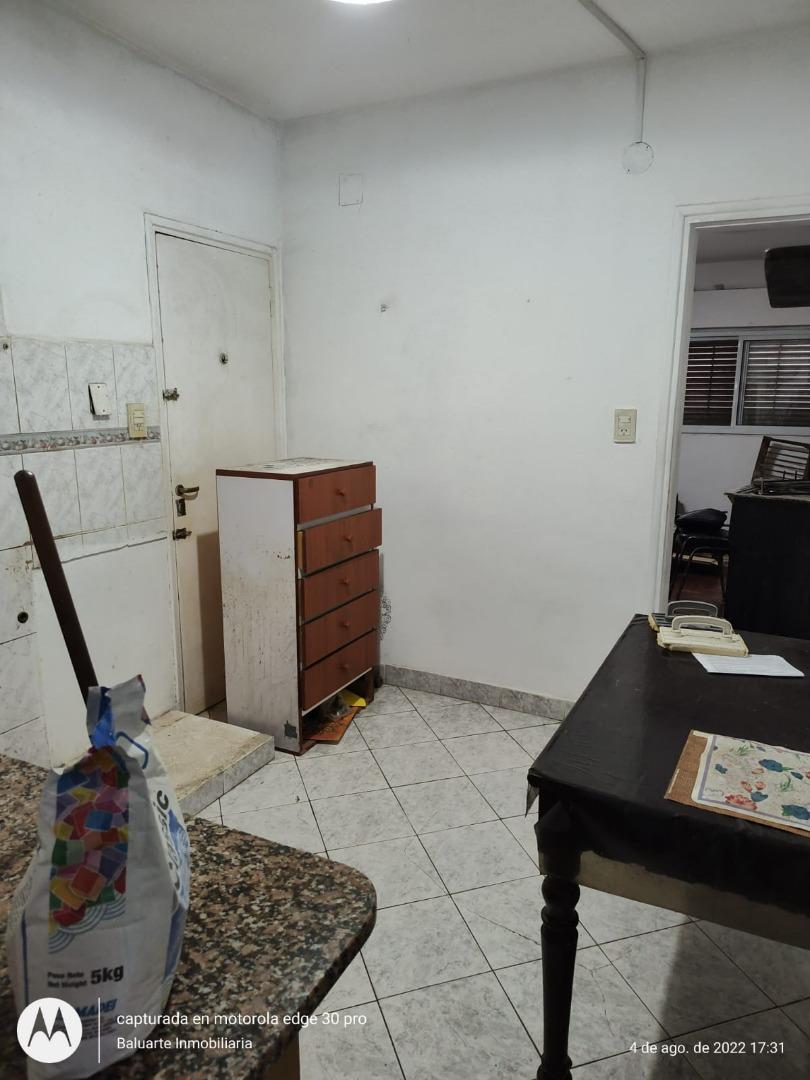 VENTA DEPARTAMENTO 1 PISO ESCALERA