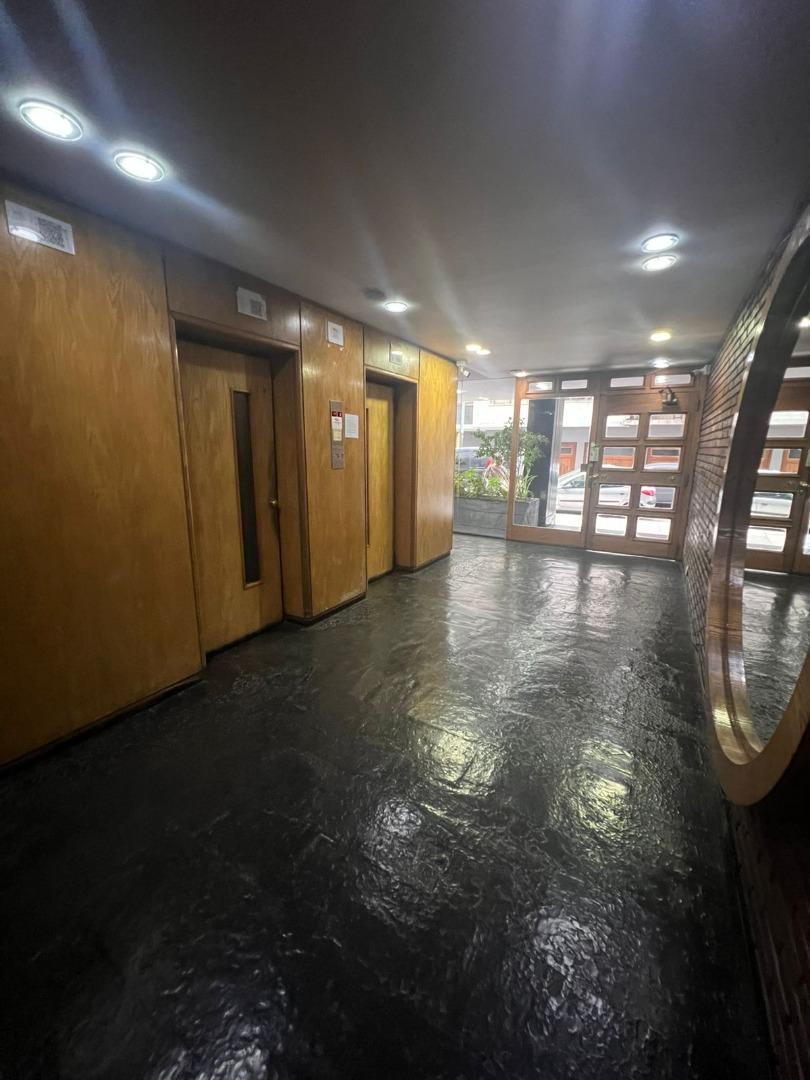 Monoambiente divisible con balcón