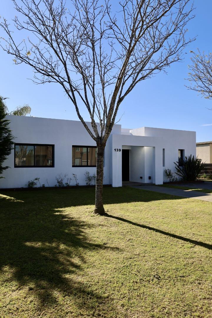 Casa en Alquiler en San Matias, USD 2.000