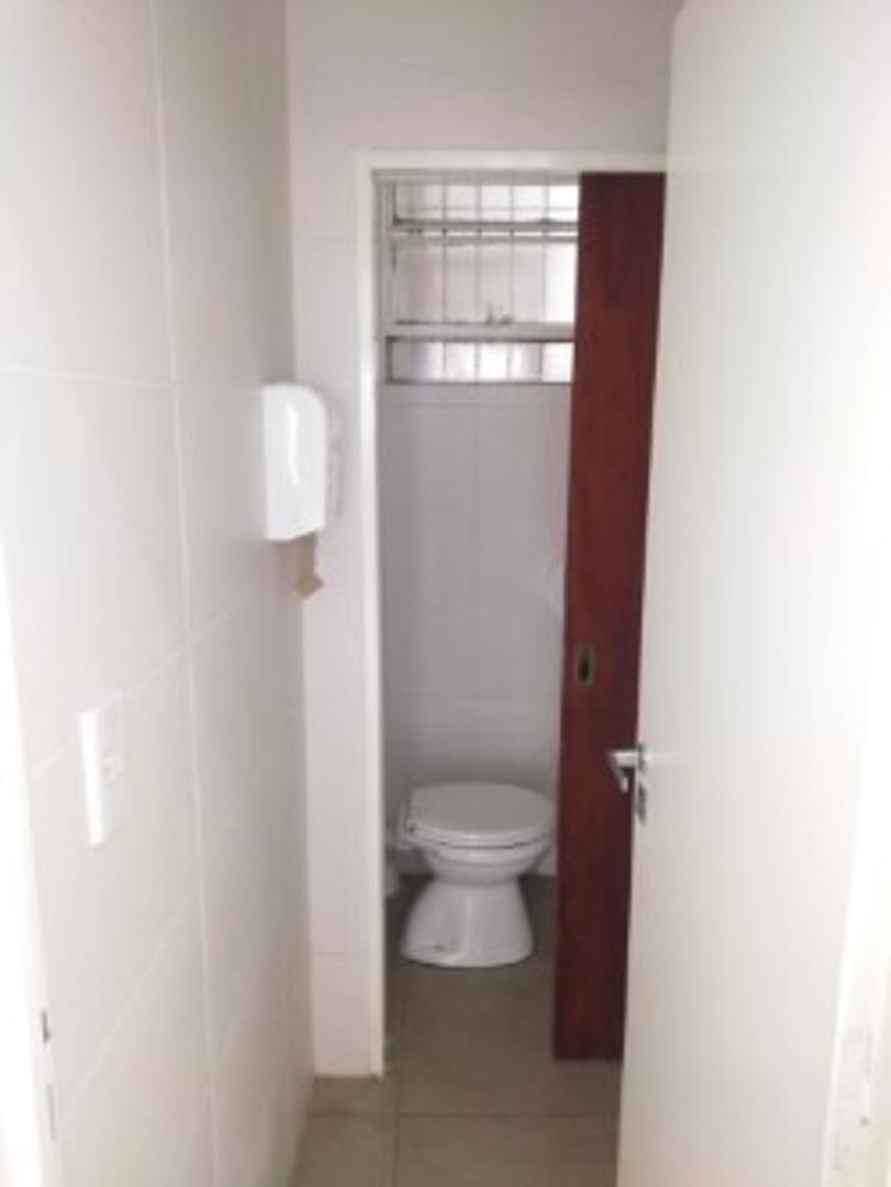 Local en Venta 60 años