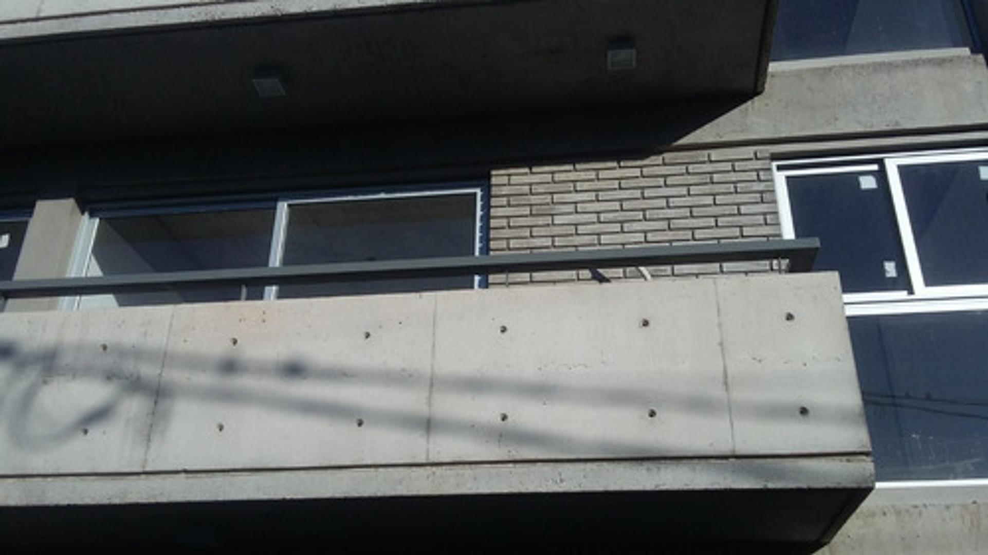 Cacique Catriel 1236, El Palomar, Provincia de Buenos Aires, Argentina , Piso 1