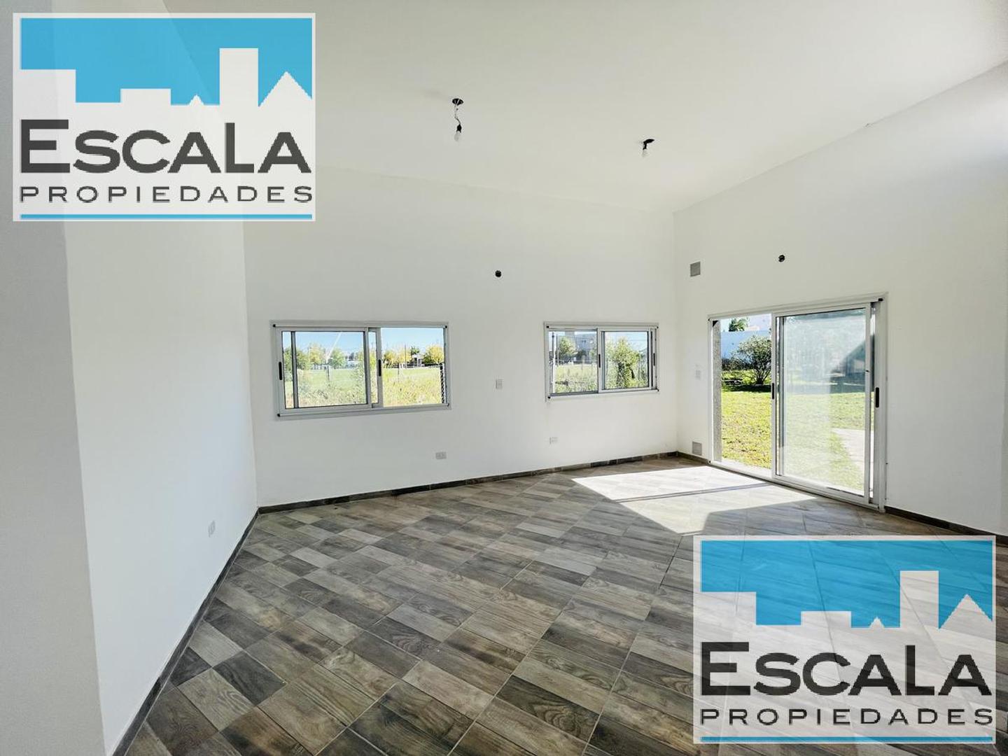 CASA DE DOS DORM CON PILETA EN VENTA/ALQUILER  BARRIO LAS TARDES ROLDAN