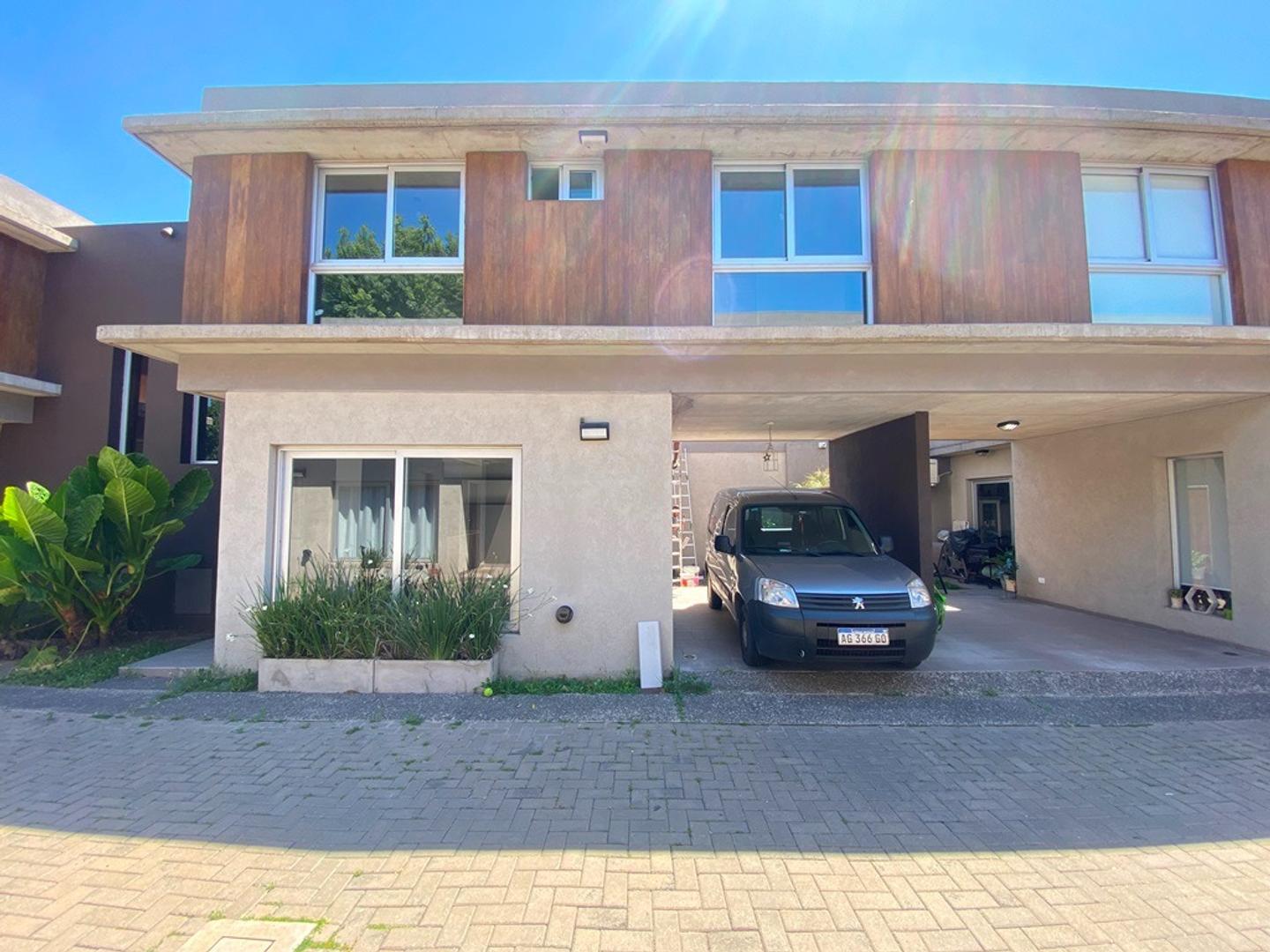 Casa en Alquiler en Ituzaingo Norte, USD 950