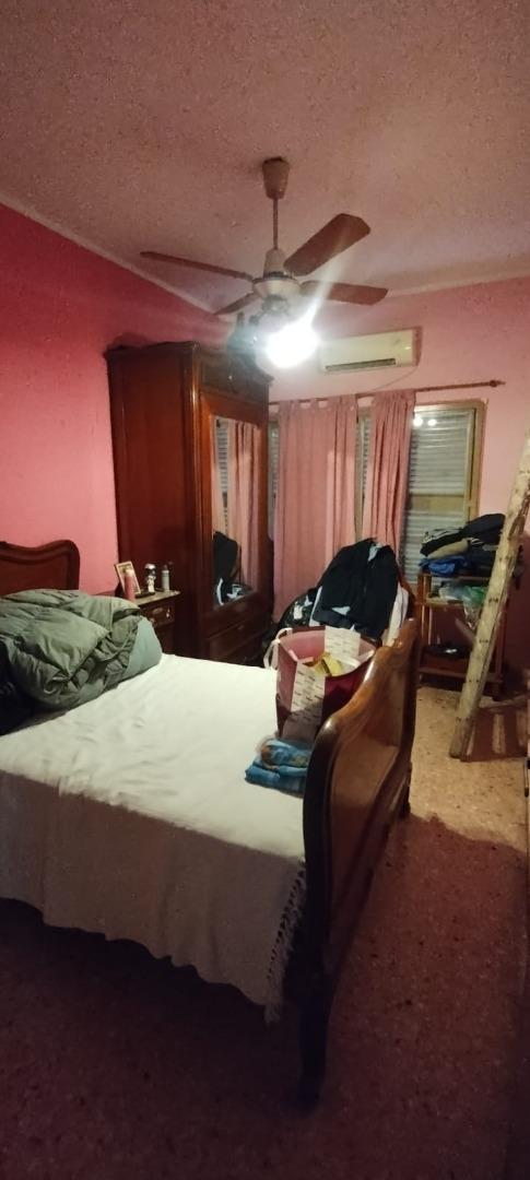 CASA AMPLIA EN GUADALUPE ESTE A PASOS DE LA COSTANERA