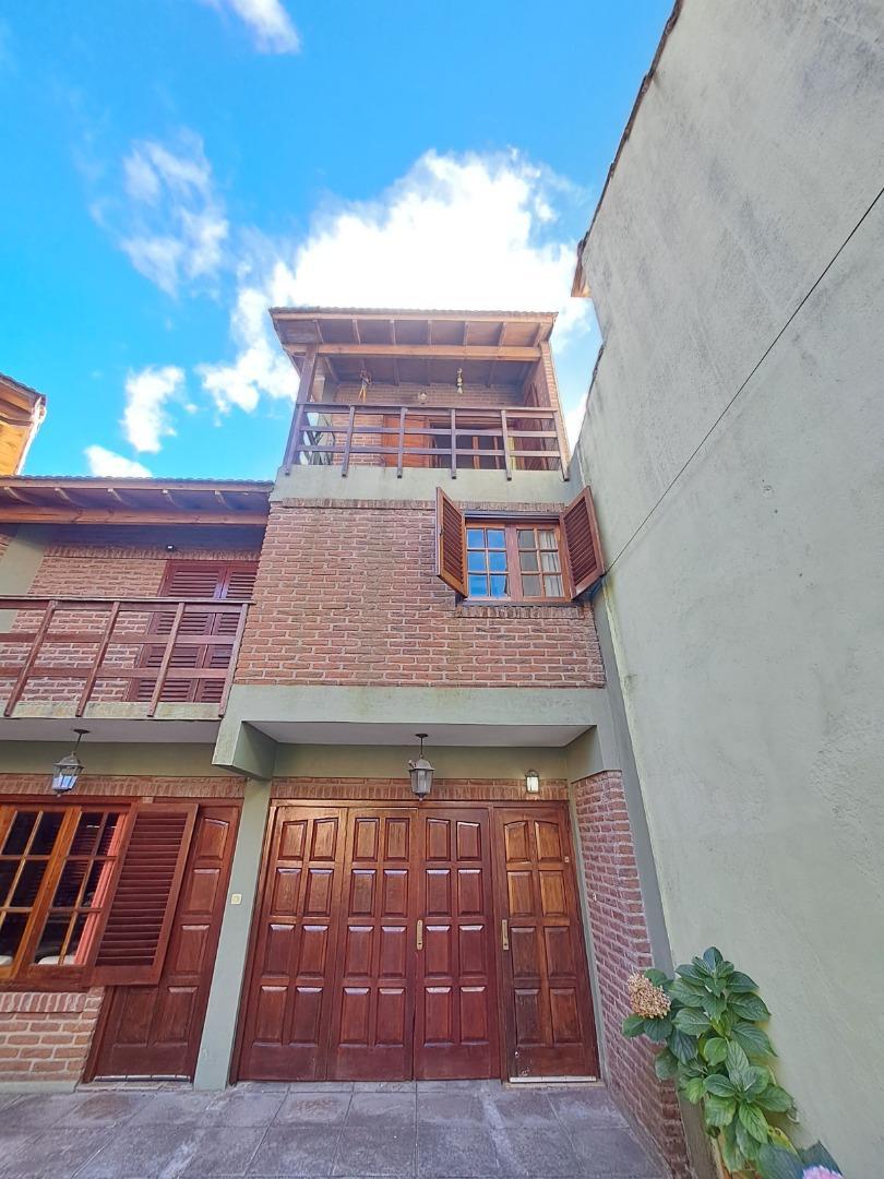 Depto Tipo Casa en Venta de 3 ambientes
