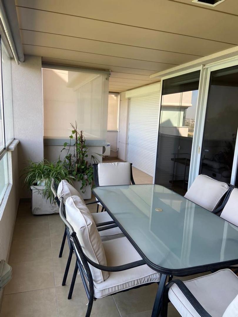 Departamento en Alquiler Temporal con 1 cocheras