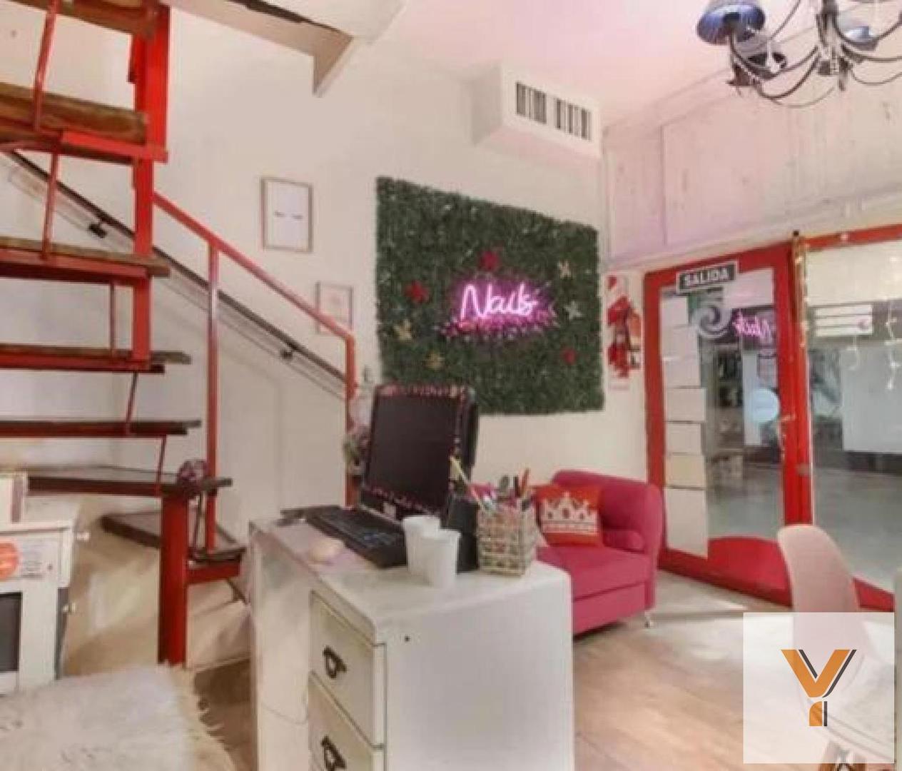 Local en Venta 51 años