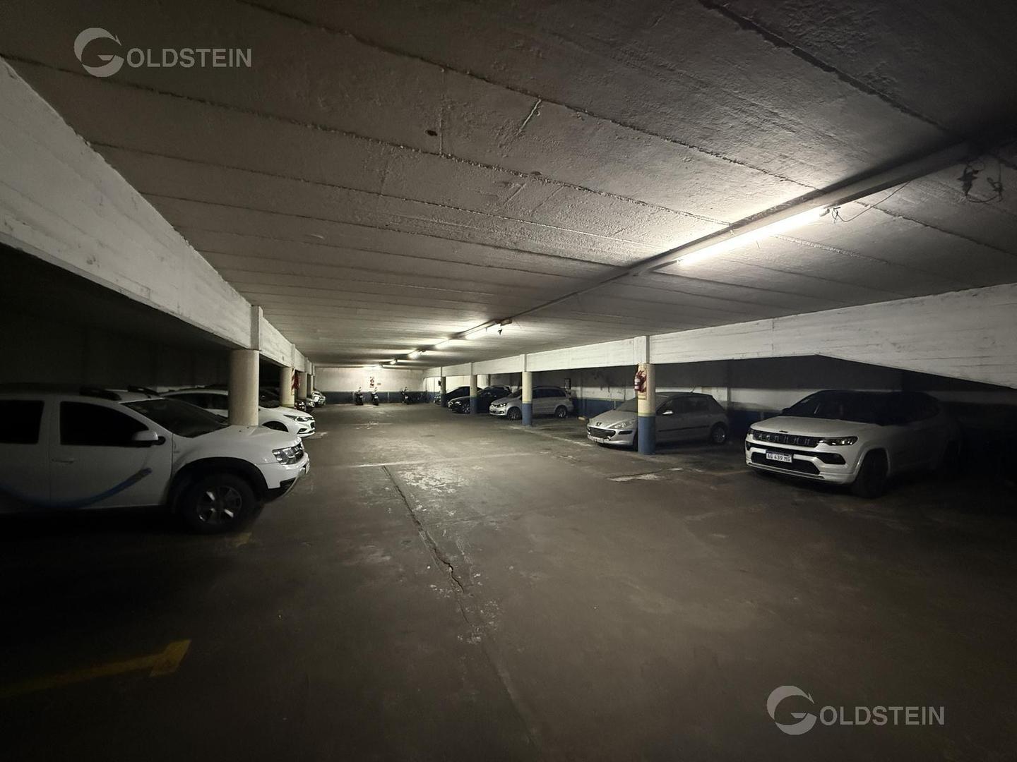 Galpon en Alquiler 17  mts Frente