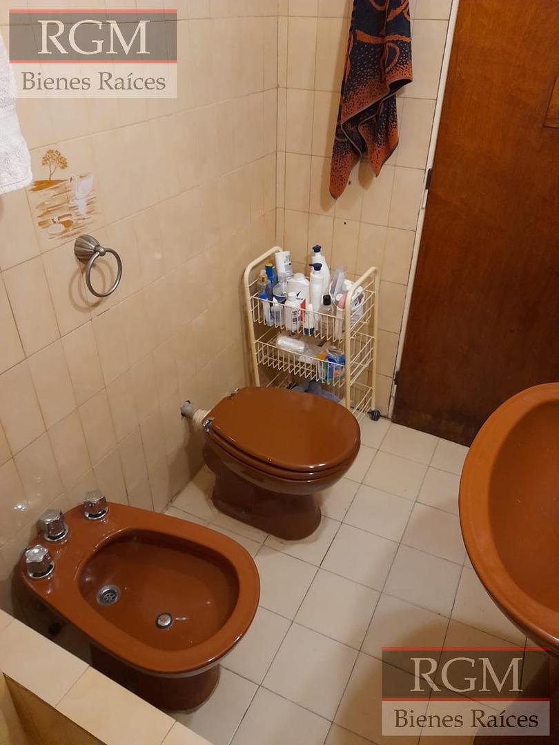 Depto Tipo Casa en Venta 40 años