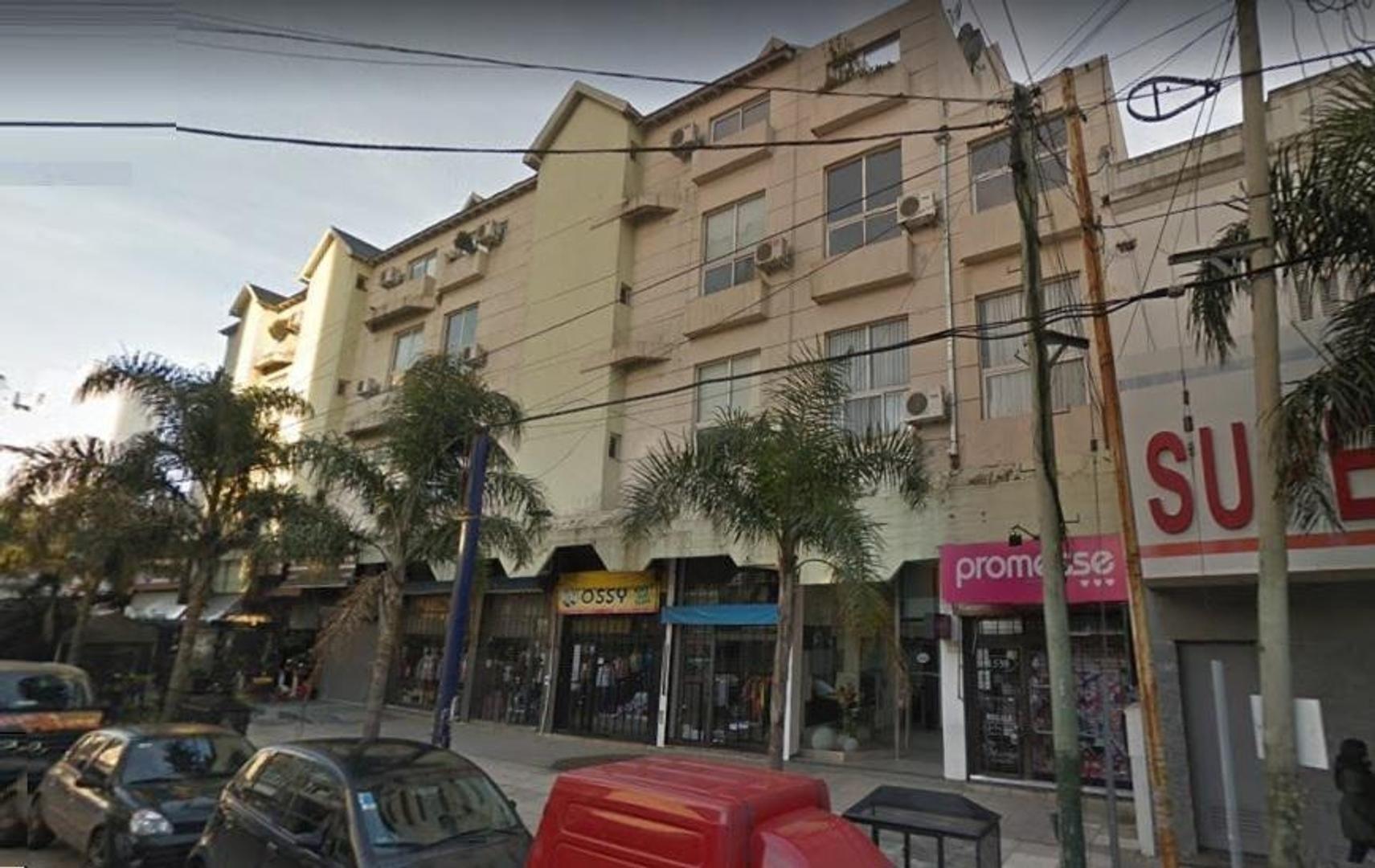 Belgrano 1500, Piso 1