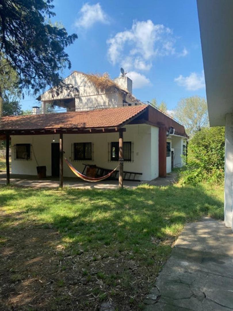 Oportunidad 7314 M2 De Parque Chalet En Dos Plantas