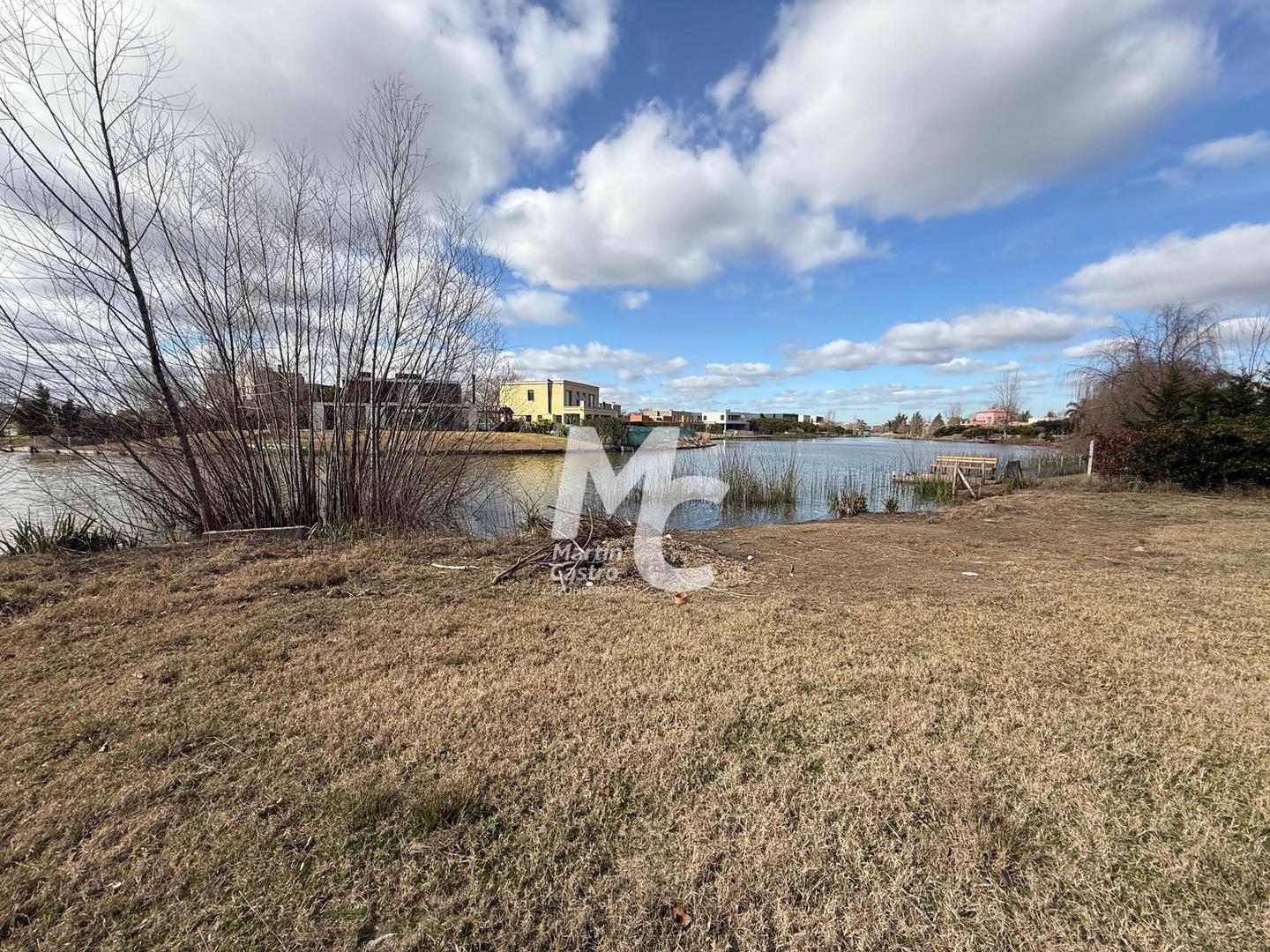 Terreno en Venta en El Cantón - Barrio Islas, USD 170.000