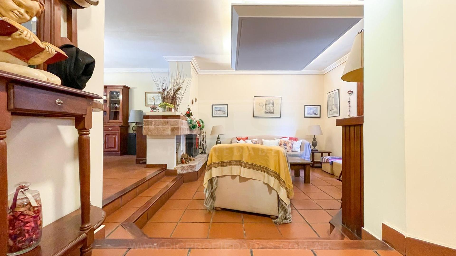 Casa en Venta en Olivos, USD 450.000