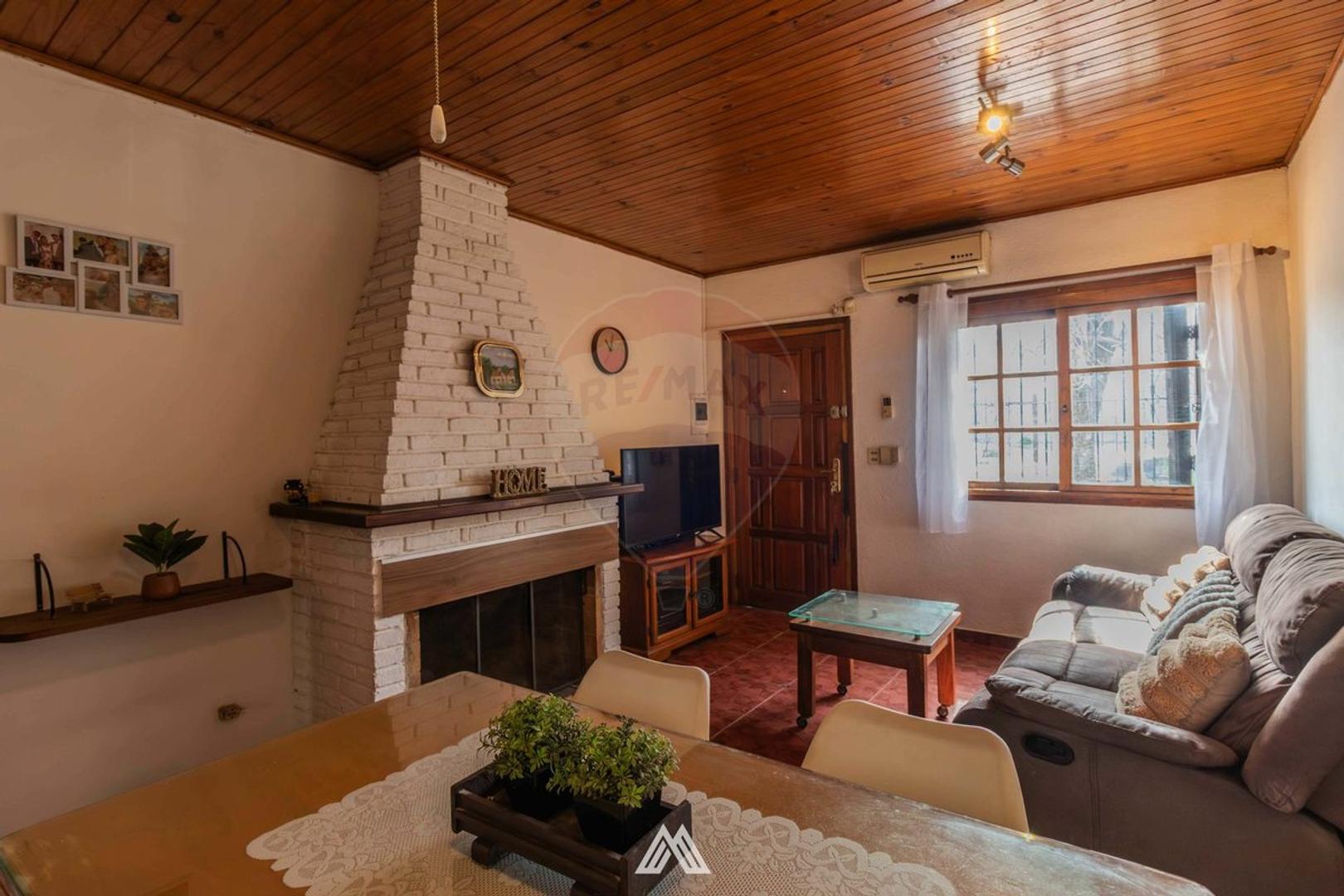 VENTA CASA PH, EN BARRIO BOLIVAR 3D, 2B, PATIO