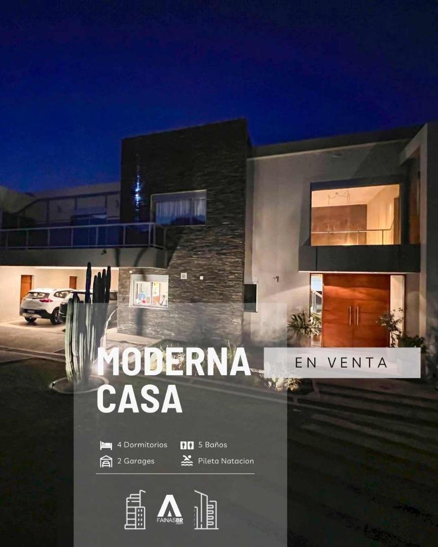 Espectacular casa de 4 dorm vta con pileta en Castellanos