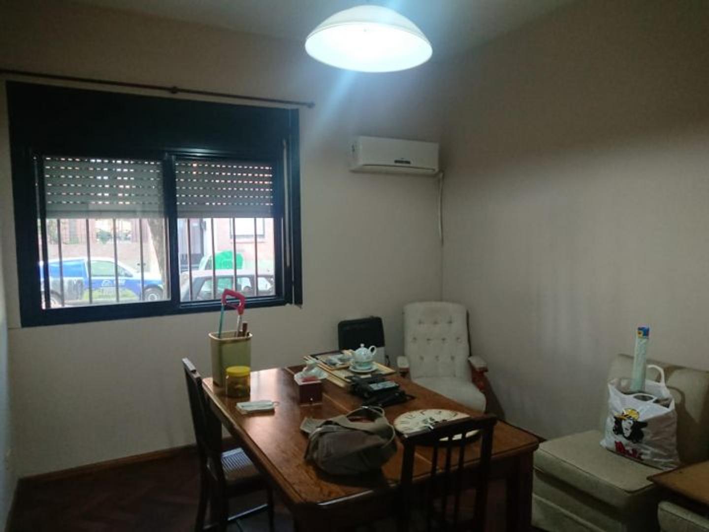 Departamento 4 ambientes con 1 baño