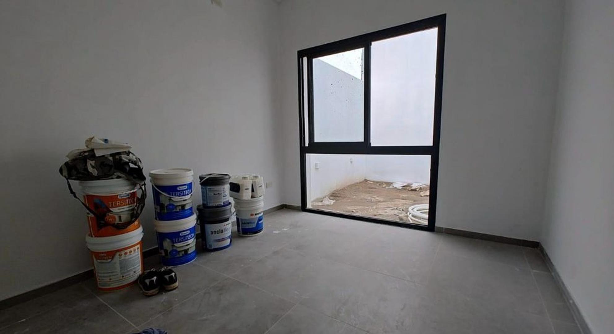 SE VENDE Duplex a Estrenar en Rincones de Manantiales