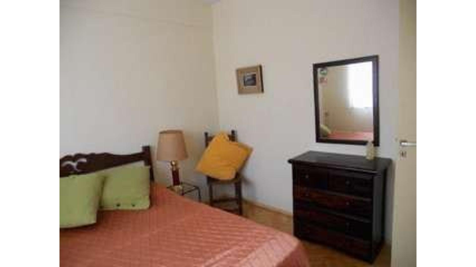 Departamento en Alquiler Temporal 42 años