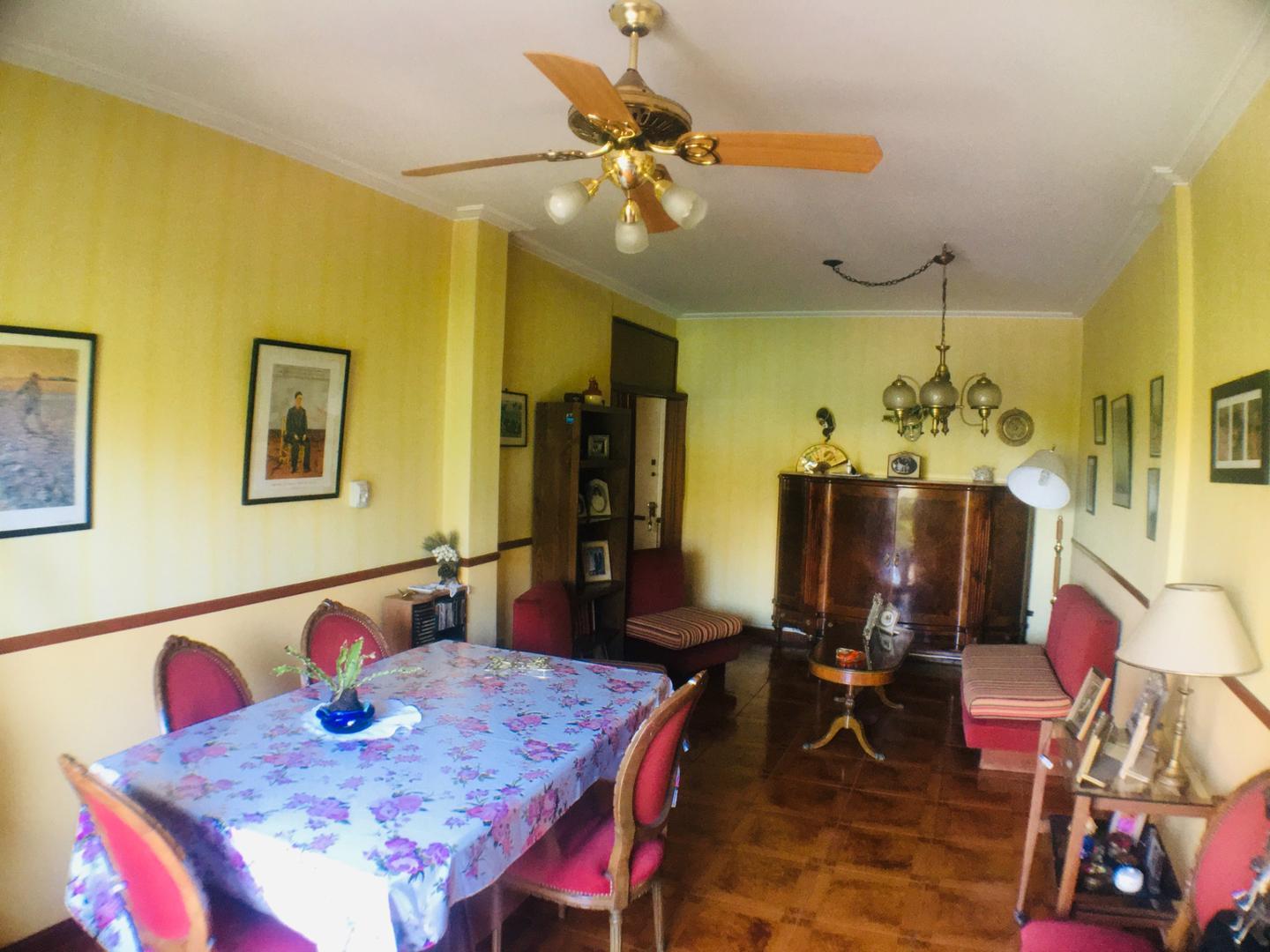 9 De Julio 18 , Piso 4