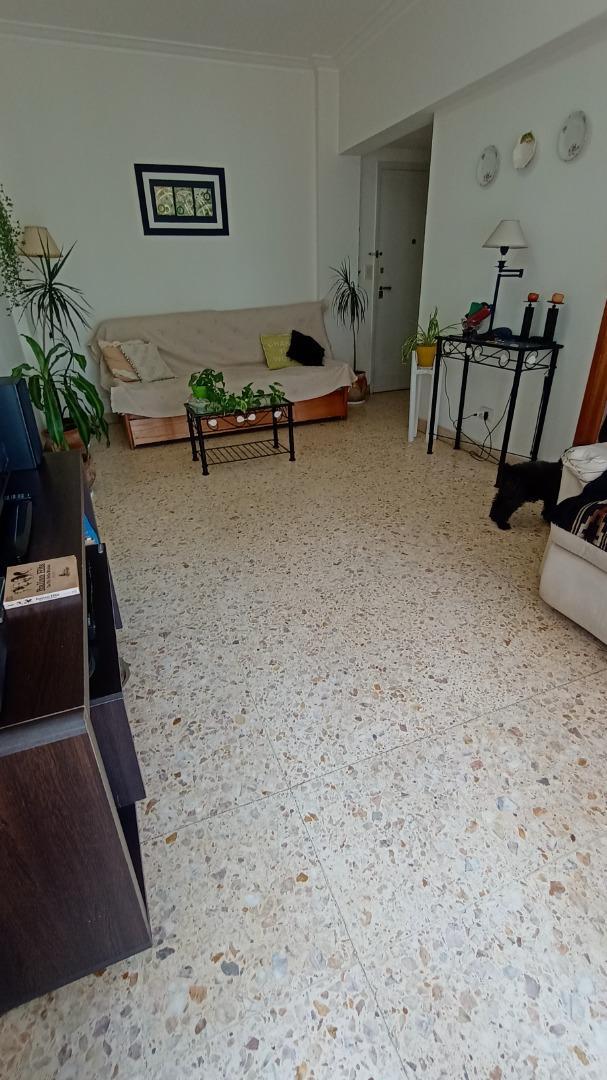 DTO. 3 AMB.  EXTERNO - 70 M2. - CON 2 BALCONES - CENTRO