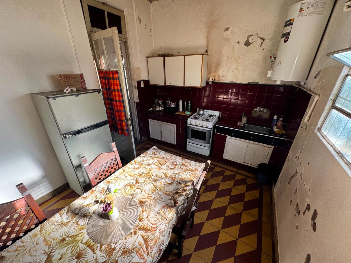 Casa 3 ambientes con 1 baño