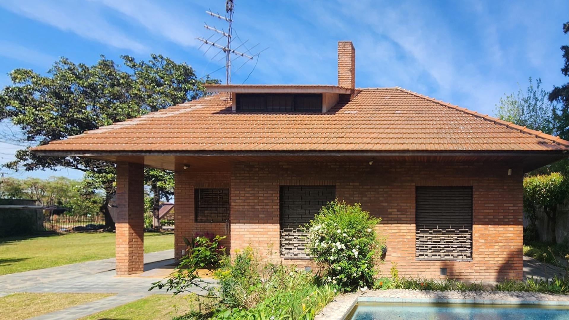 CASA 4 AMBIENTES - LIBERTAD