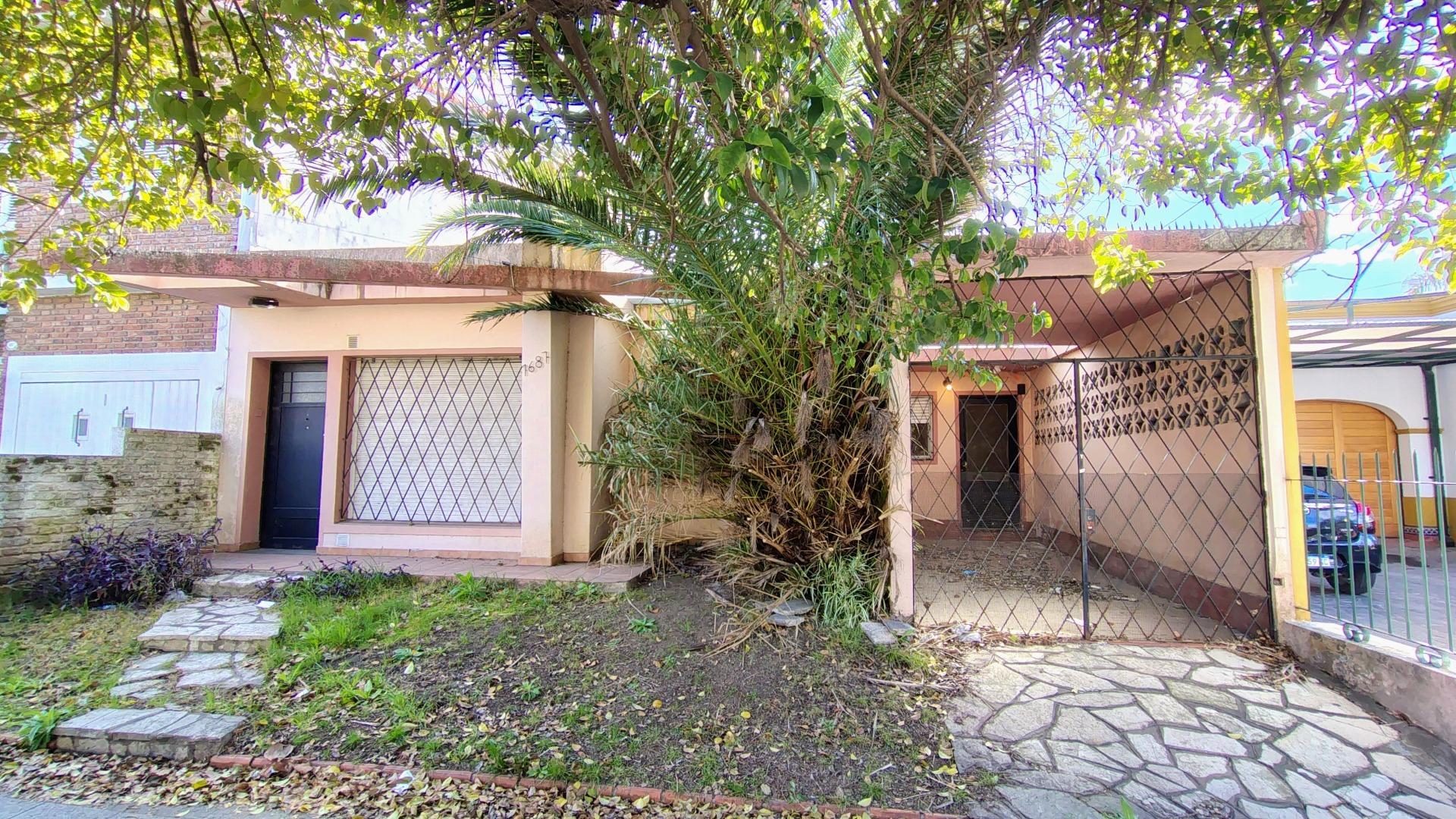 Casa 4 ambientes con 1 baño