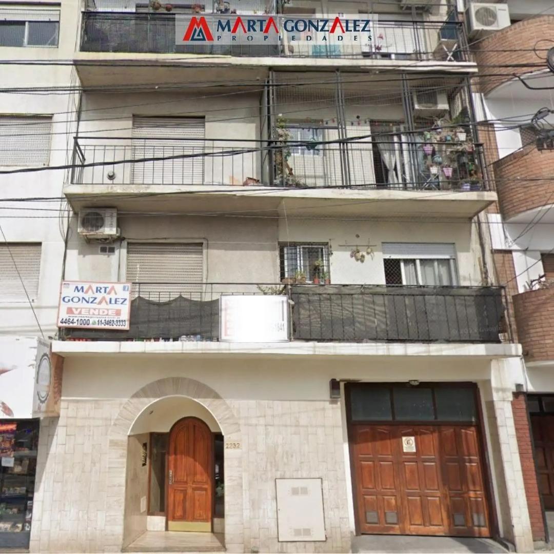 VENTA 3 AMB AL FRENTE! SUPER CENTRICO!