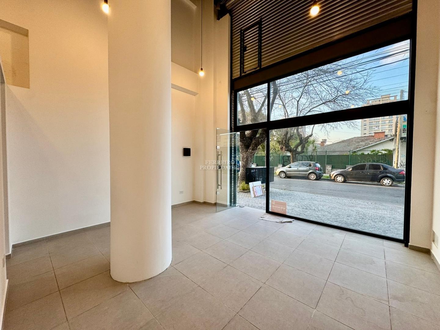 Local en Venta en San Miguel, USD 200.000