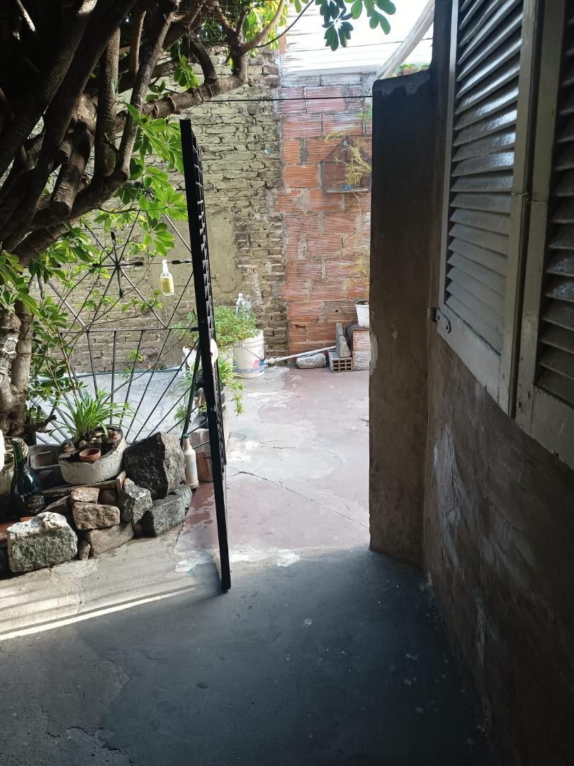 Depto Tipo Casa en Venta en Lomas De Zamora, USD 42.000