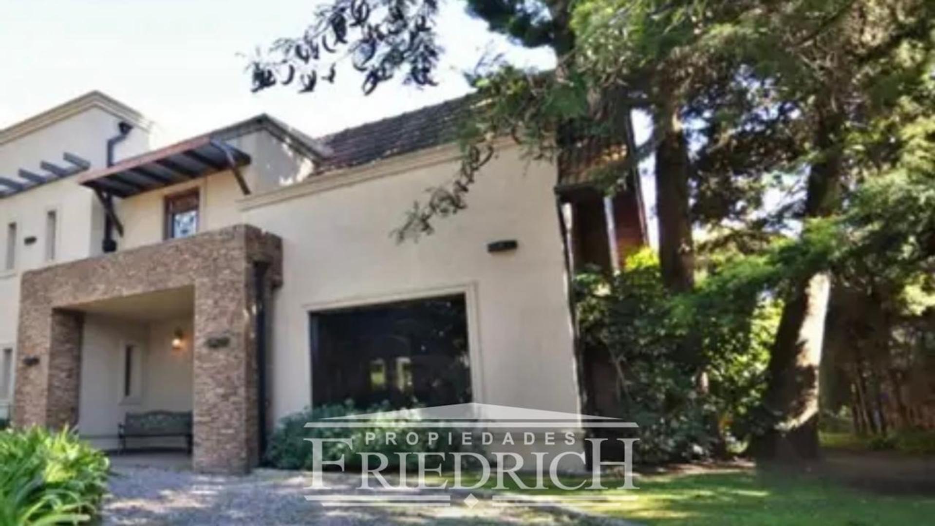 Casa en Alquiler de 4 dormitorios