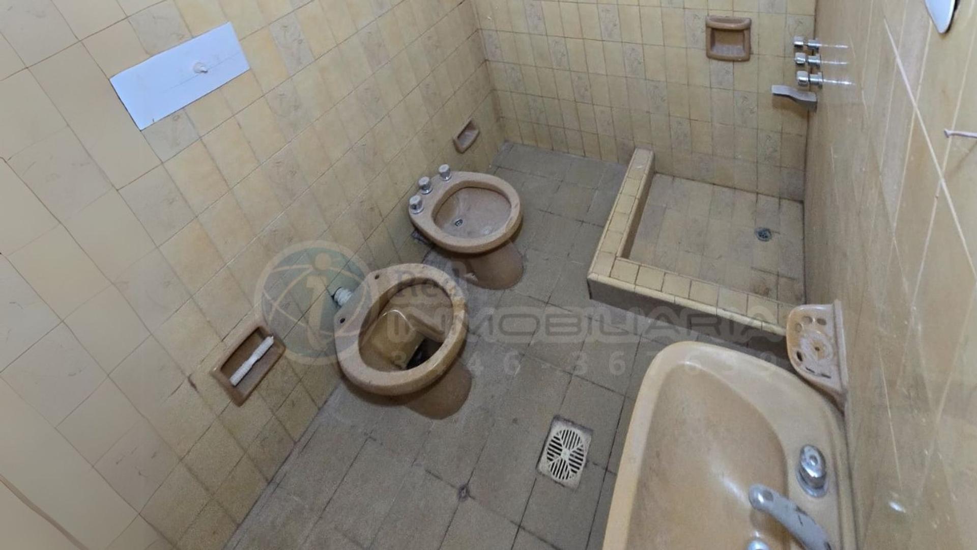 DUPLEX RENOVADO DOS DORMITORIOS, DOS BAÑOS