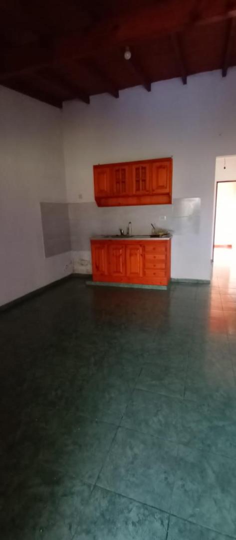 Excelente Departamento a pocos metros de la estacion de Glew
