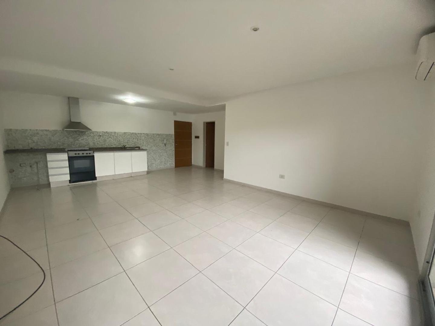 Departamento en Alquiler en Altos de Hudson II, $ 750.000