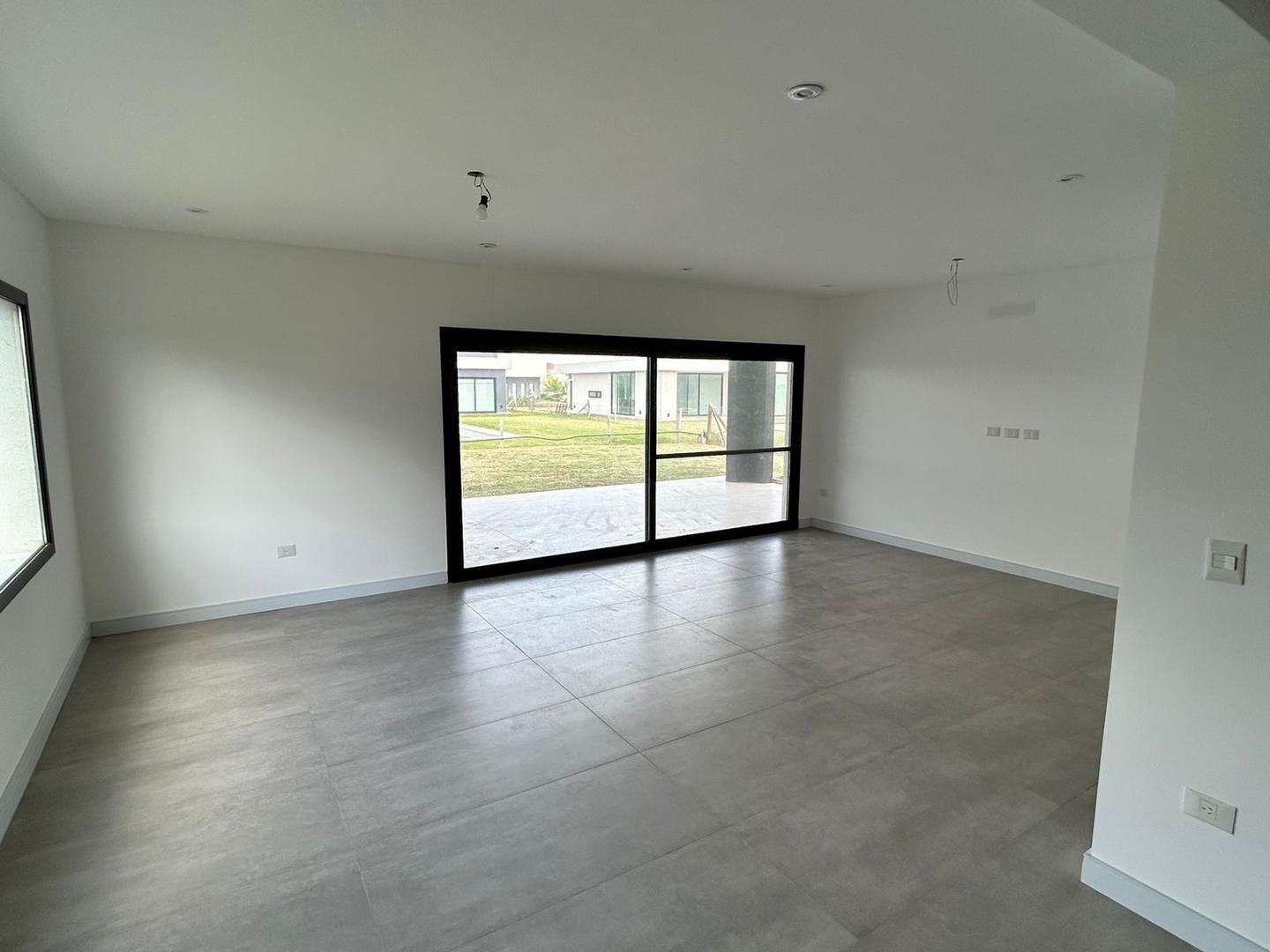 Casa en Alquiler A Estrenar