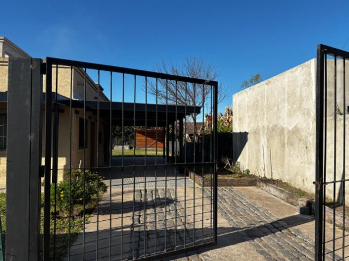 Parque Sakura - Esteban Echeverria 800